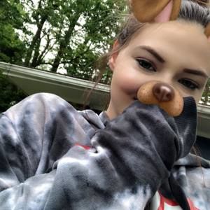 Meet your Posher, Savannah